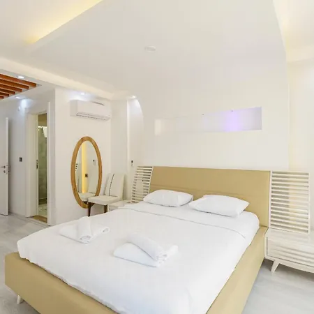Luxury Ada Marin فيلة