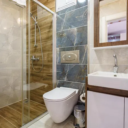 Luxury Ada Marin فيلة كوشاداسيه
