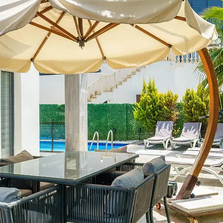 فيلة Luxury Ada Marin